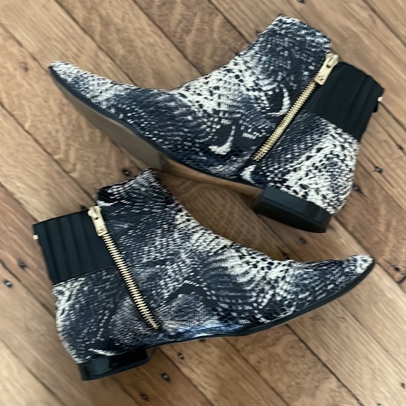 Calvin Klein Shoes - Calvin Klein Pointed Tie Snake Print Boots